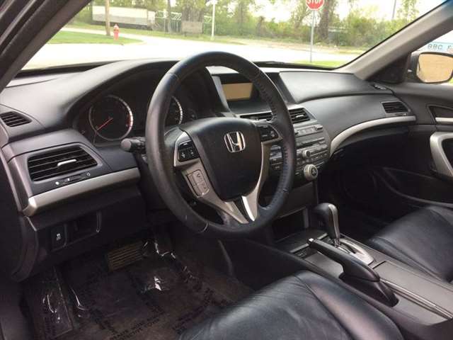 2011 Honda Accord EX-L V6 2dr Coupe 5A